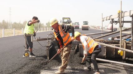 國道217線庫沙公路路面工程加速推進(jìn)，區(qū)域交通網(wǎng)絡(luò)再升級